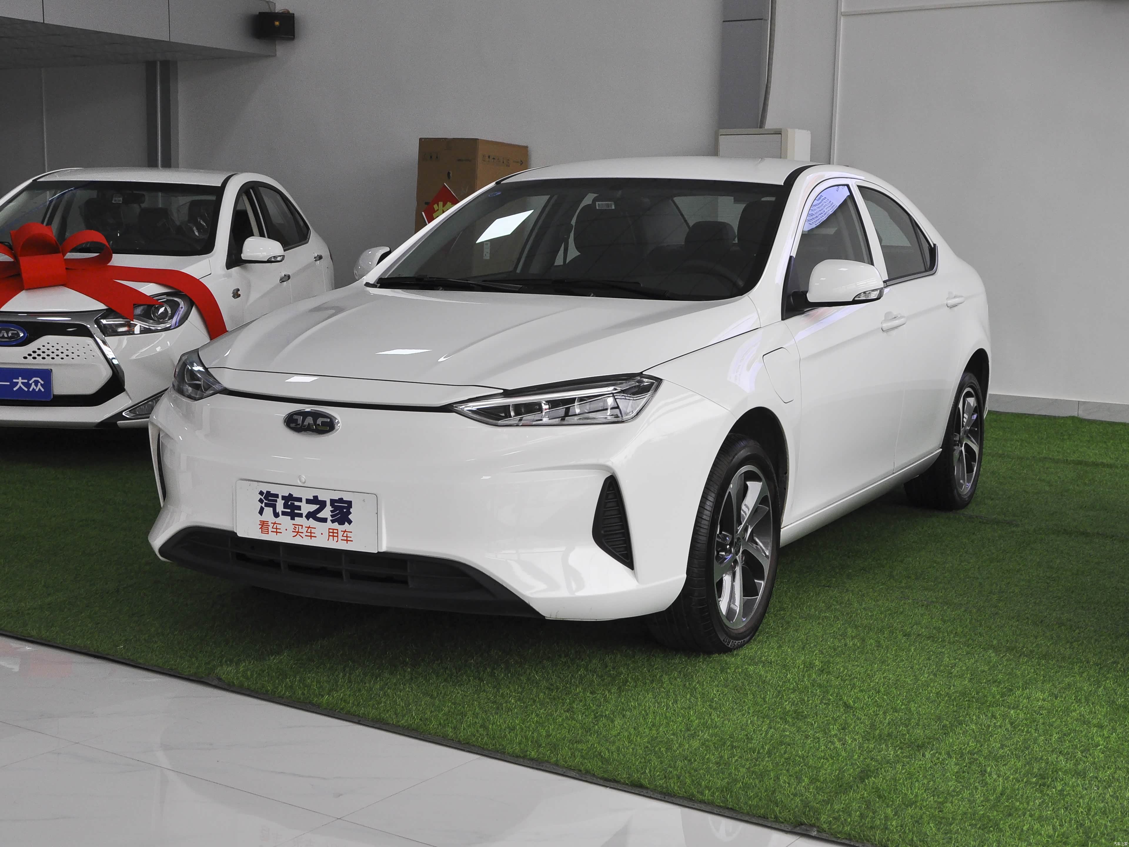 JAC iEV