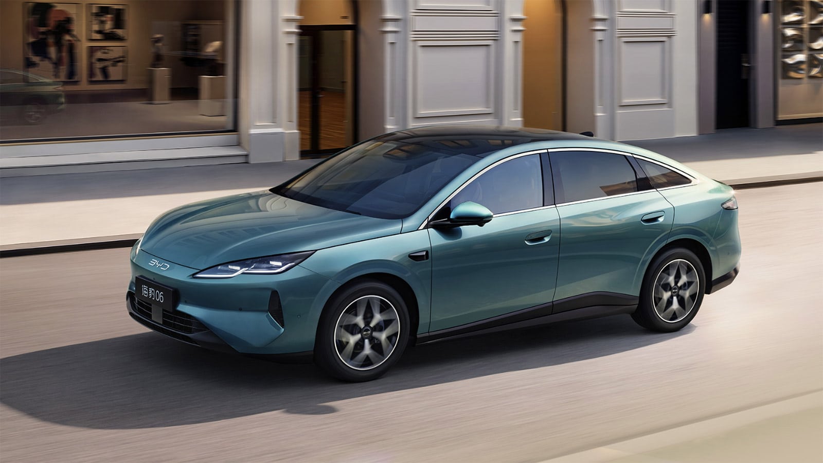 BYD представил обновленный Seal 06: запас хода 630 км и новая батарея