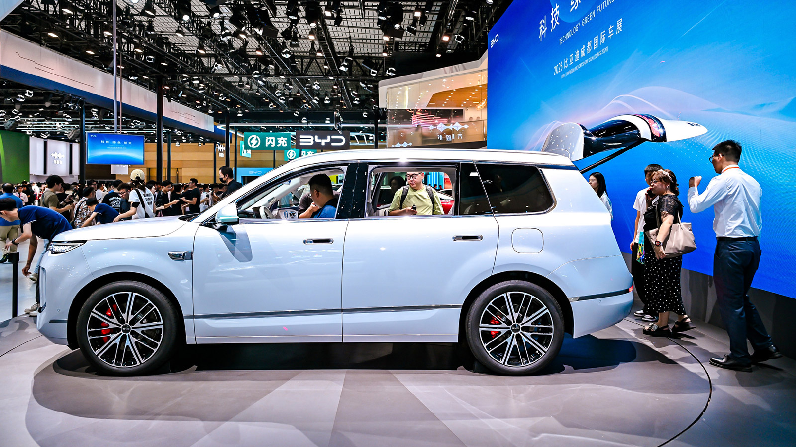 BYD представит флагманский электрический SUV Sealion 08 2 сентября