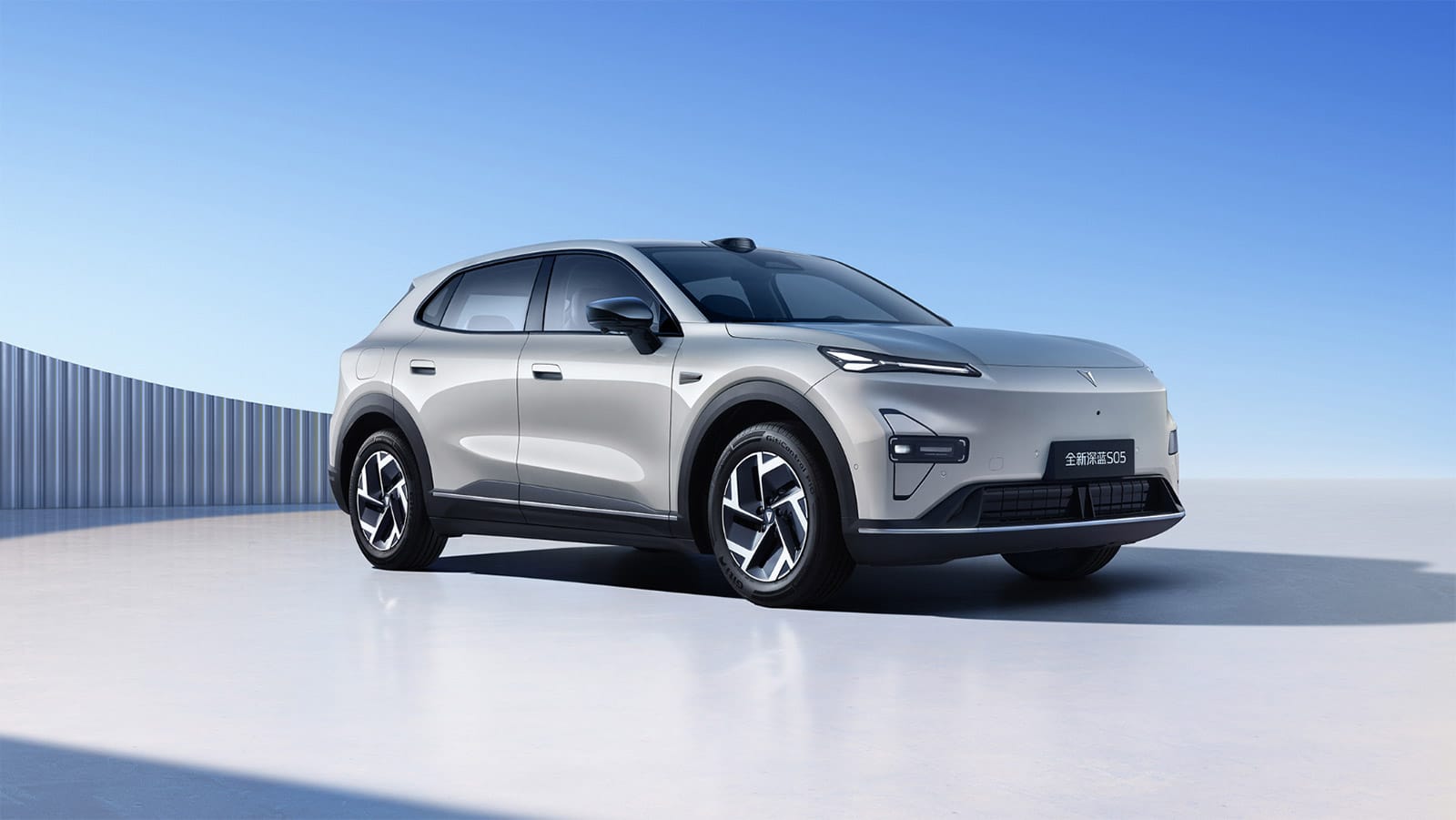 Deepal S05: обновлённый электрический SUV от $17 000 с лидаром Hesai