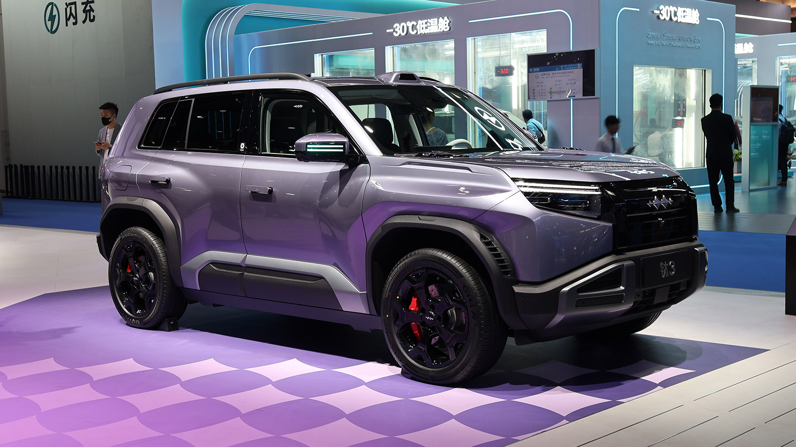 Китай: розничные продажи NEV упали на 15% за первые 16 дней августа