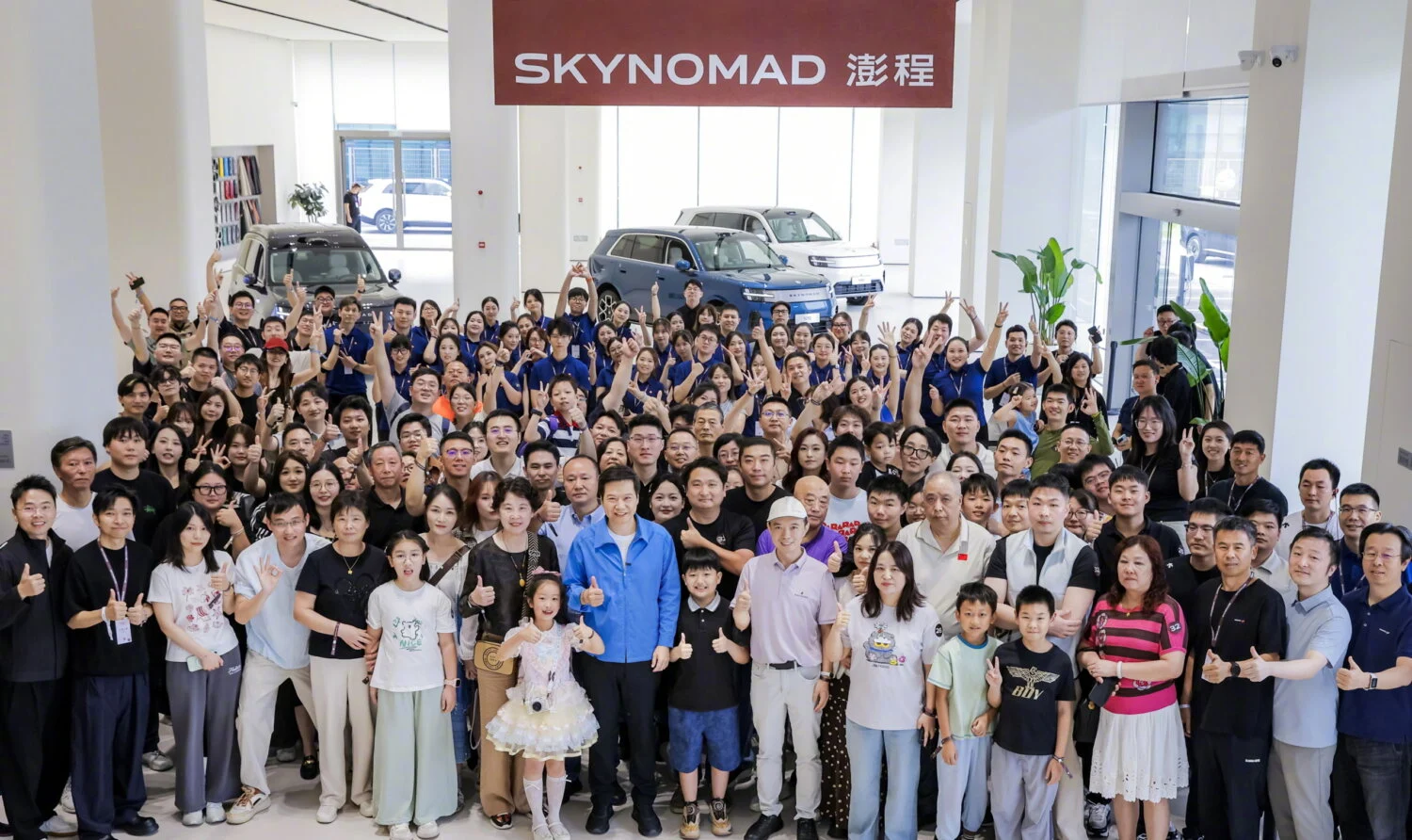 Xiaomi начала поставки кроссоверов Skynomad: цены, запас хода и версии