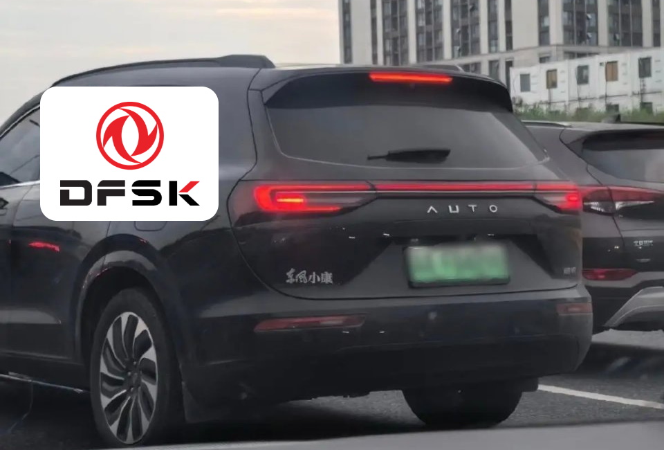 Владельцы Aito переклеивают шильдики на DFSK после ухода Huawei из проекта