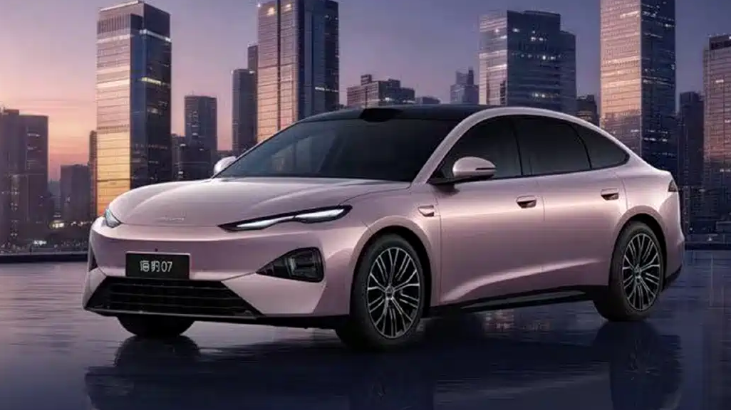 BYD показал второе поколение Seal 07: больше размеры и лидар на крыше