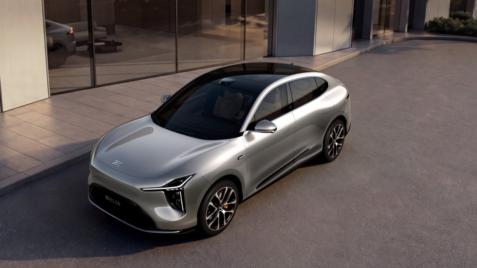 IM Motors выводит на рынок новое поколение кроссовера LS6: до 782 км запаса хода и цена от 29 320 долларов