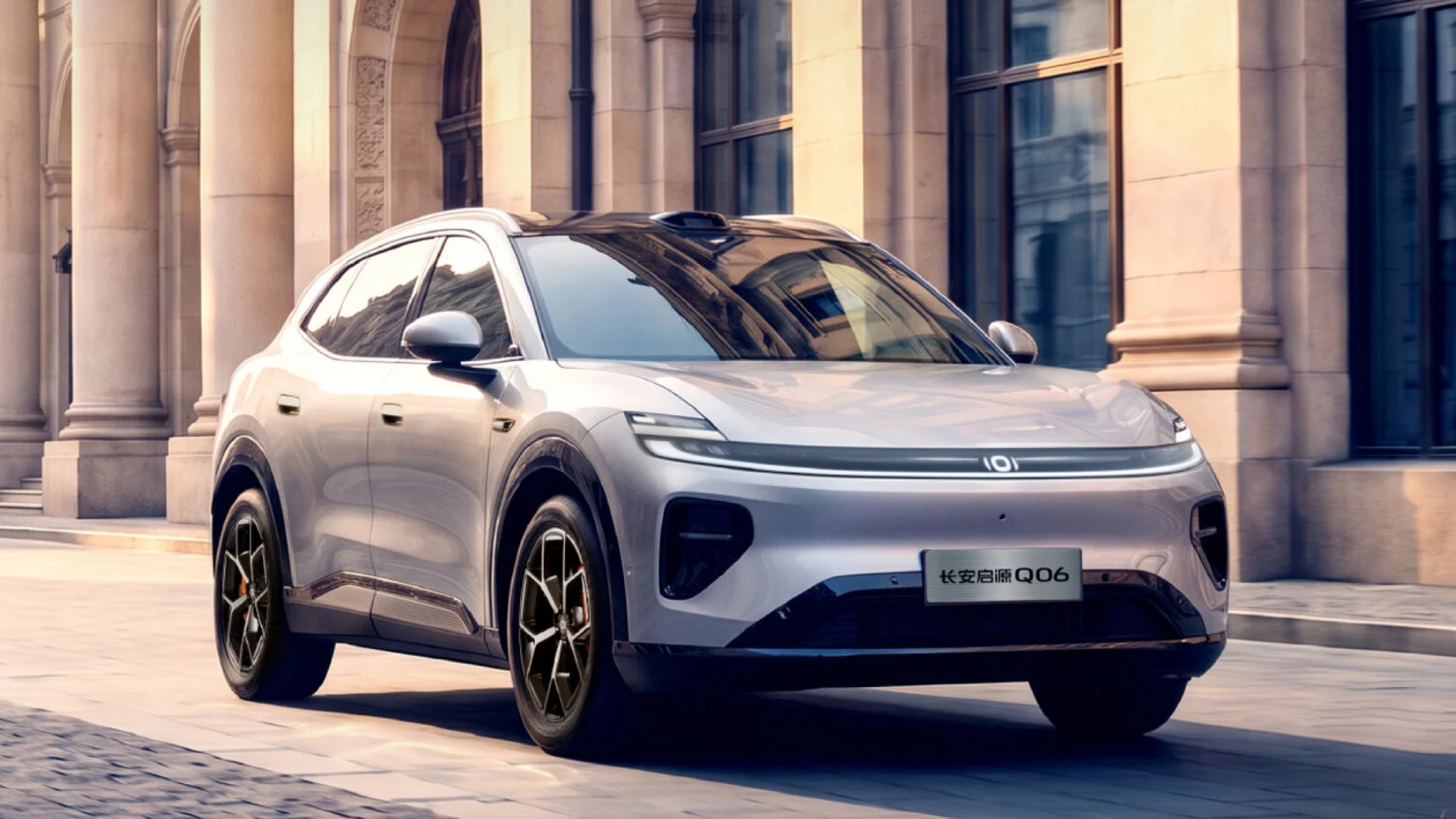 Changan Nevo Q06 выходит на рынок Китая: до 443 л.с., запас хода до 574 км по WLTP и цена от 20 880 долларов