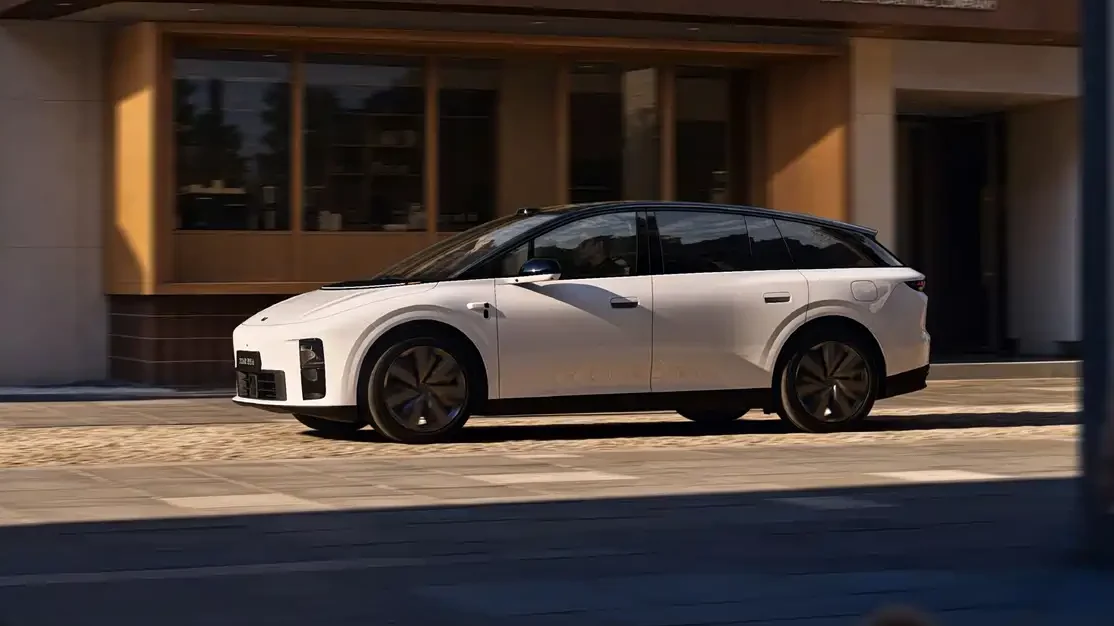 Li Auto представила обновлённый i6: старт продаж 28 октября, собственная батарея вместо CATL
